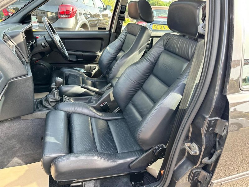 View FORD SIERRA 2.0 RS Cosworth 4dr