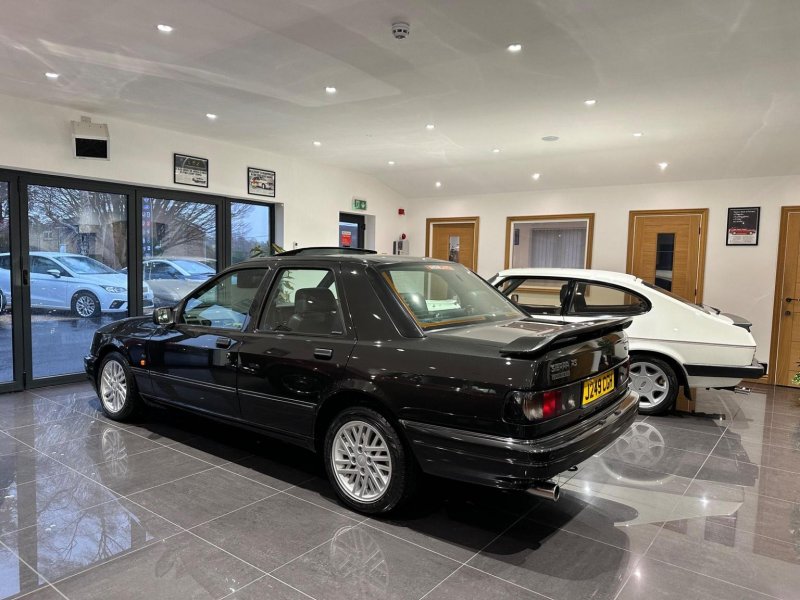 View FORD SIERRA 2.0 RS Cosworth 4dr