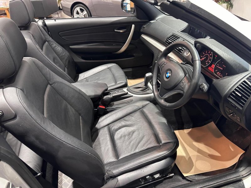 View BMW 1 SERIES 2.0 120d SE Steptronic Euro 5 2dr