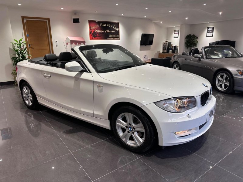 View BMW 1 SERIES 2.0 120d SE Steptronic Euro 5 2dr