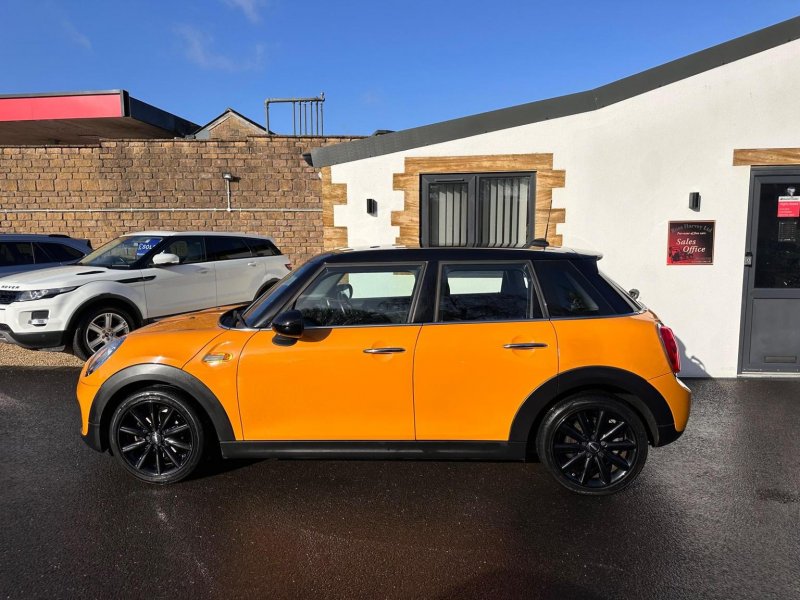 View MINI HATCH 1.5 Cooper Euro 6 (s/s) 5dr