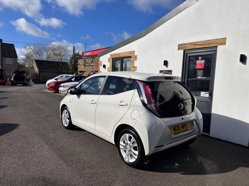 TOYOTA AYGO