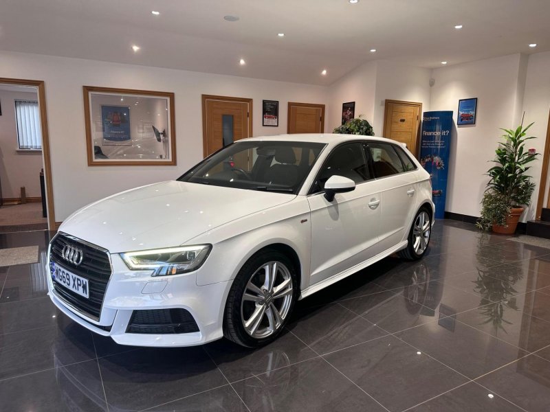 View AUDI A3 2.0 TDI 35 S line Sportback Euro 6 (s/s) 5dr