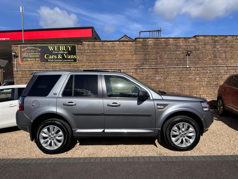 View LAND ROVER FREELANDER 2 2.2 TD4 HSE 4WD Euro 5 (s/s) 5dr