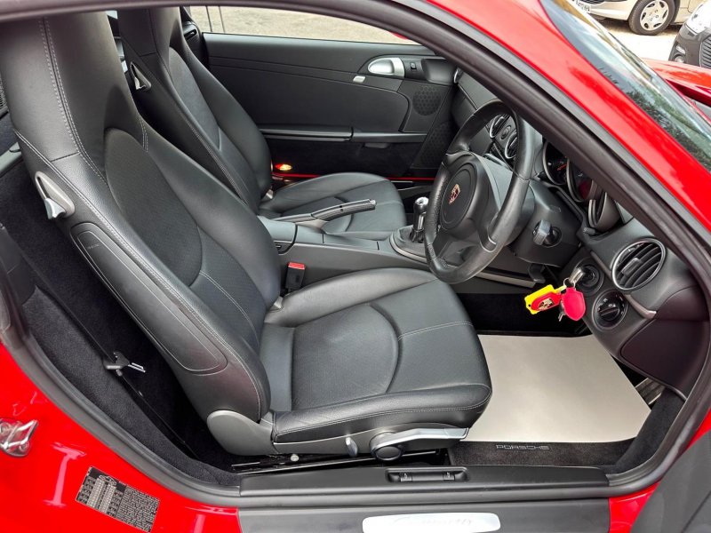 View PORSCHE CAYMAN 2.9 987 2dr
